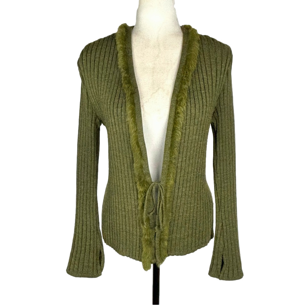 Helen Harper green ribbed cardigan